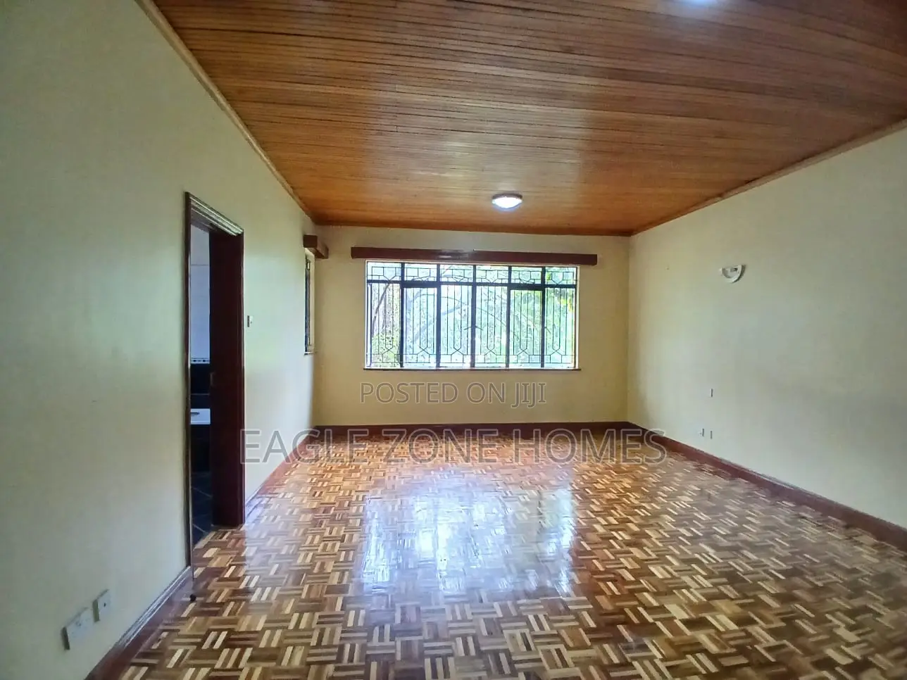 4bdrm Townhouse / Terrace in Riverside Drive for rent in Riverside Drive