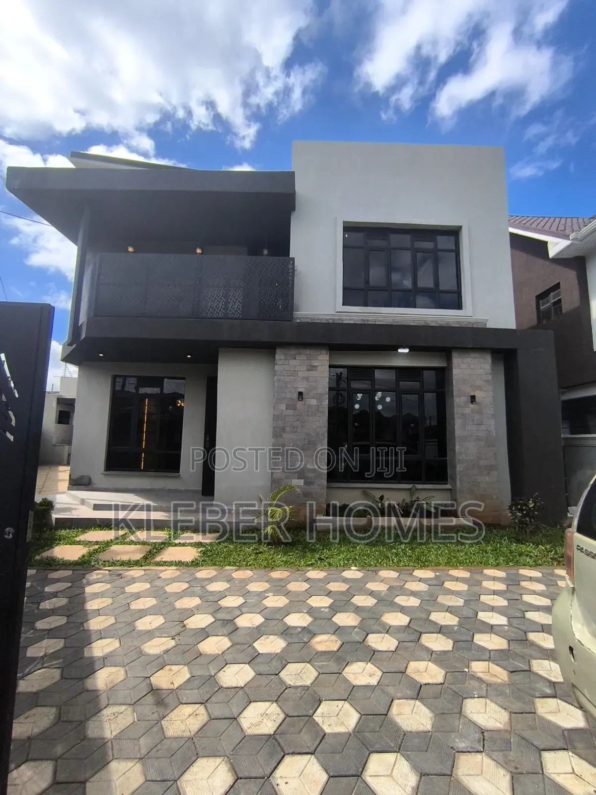 4bdrm Mansion in Membley for sale in Membley Estate