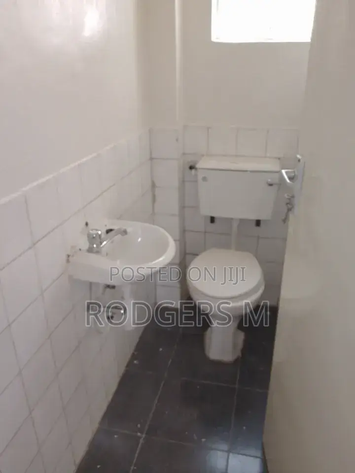 3bdrm Apartment in State House Area for rent in State House Area