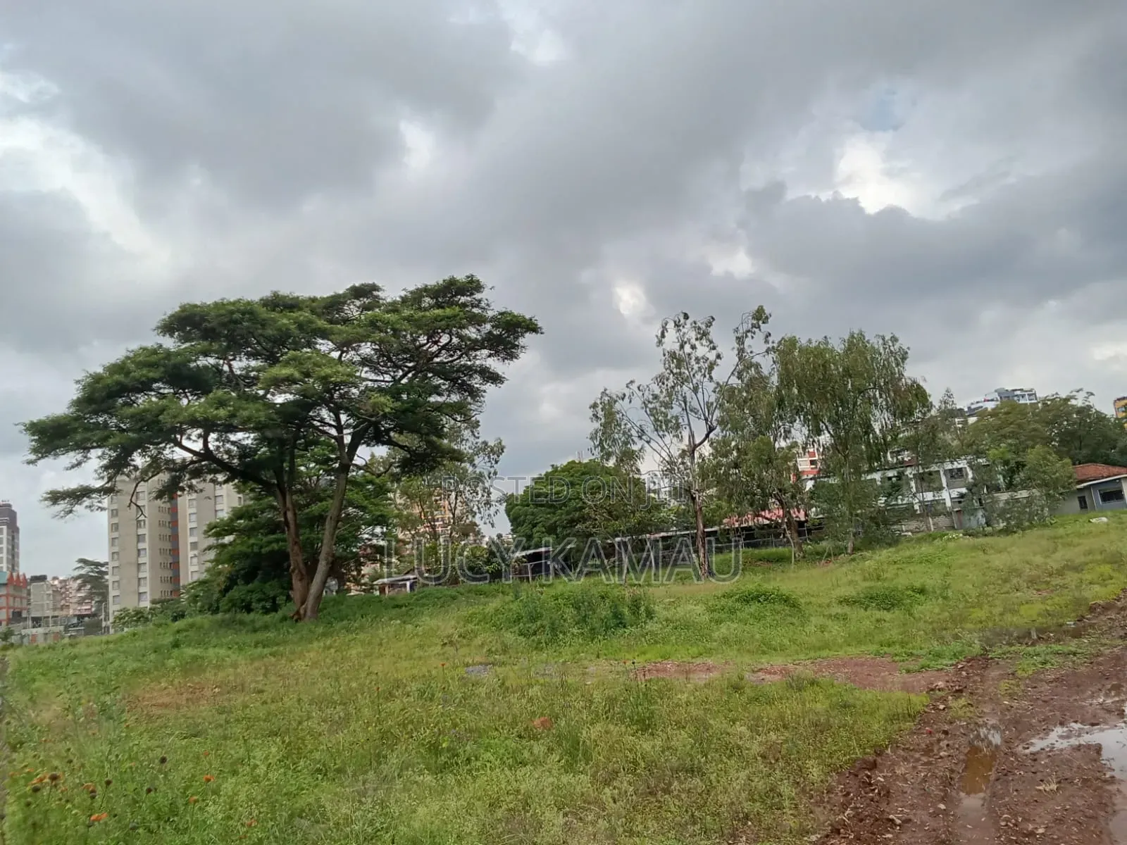 1 Acre Commercial Land on Thika Road in Clay City