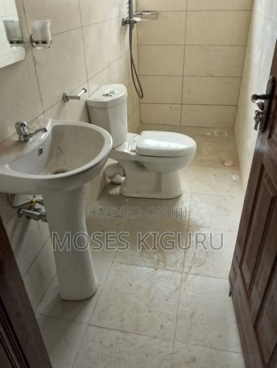 3bdrm Bungalow in Kenyatta Road for rent in Kenyatta Road / Theta 