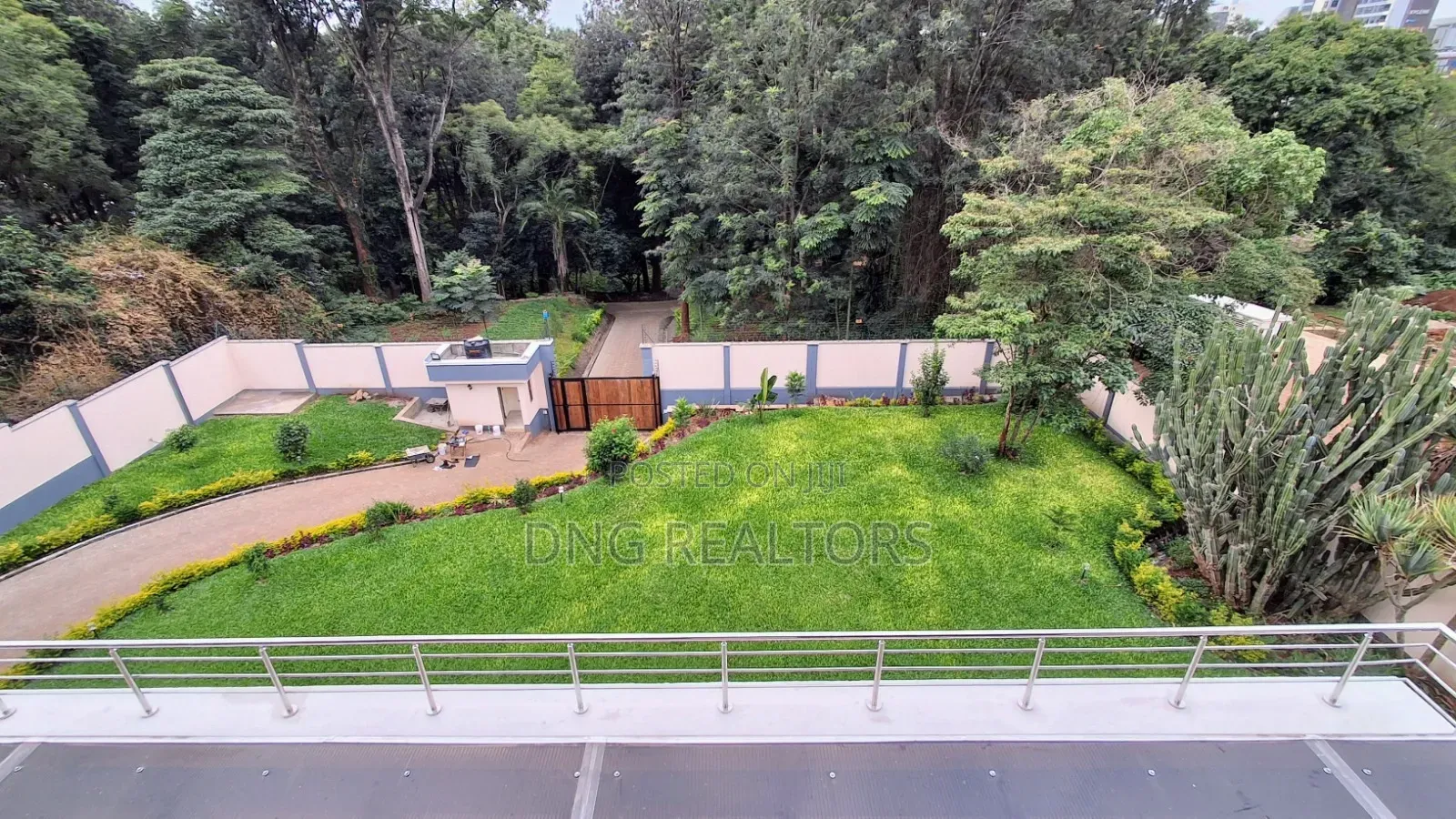 5bdrm Villa in Rosslyn for sale in Rosslyn