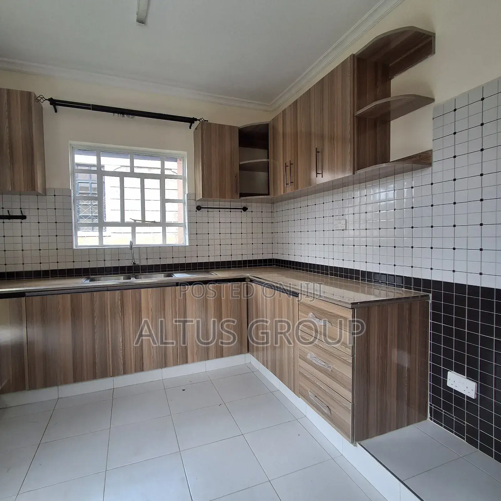 3bdrm Bungalow in Kibiku for sale in Kibiku