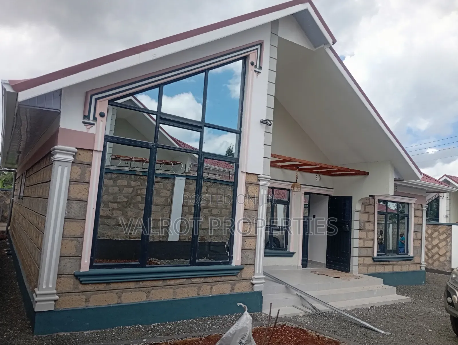 4bdrm Bungalow in Matasia for sale in Matasia