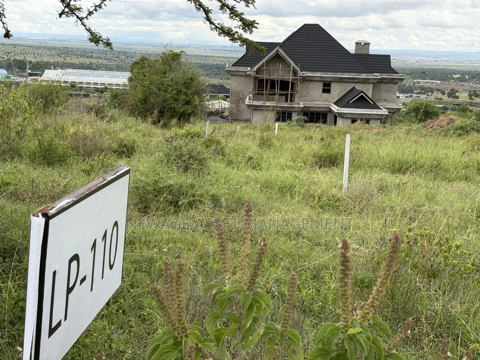 Self Build 1/4 Acre Plots in Lukenya Plains Nairobi Kenya in Mavoko