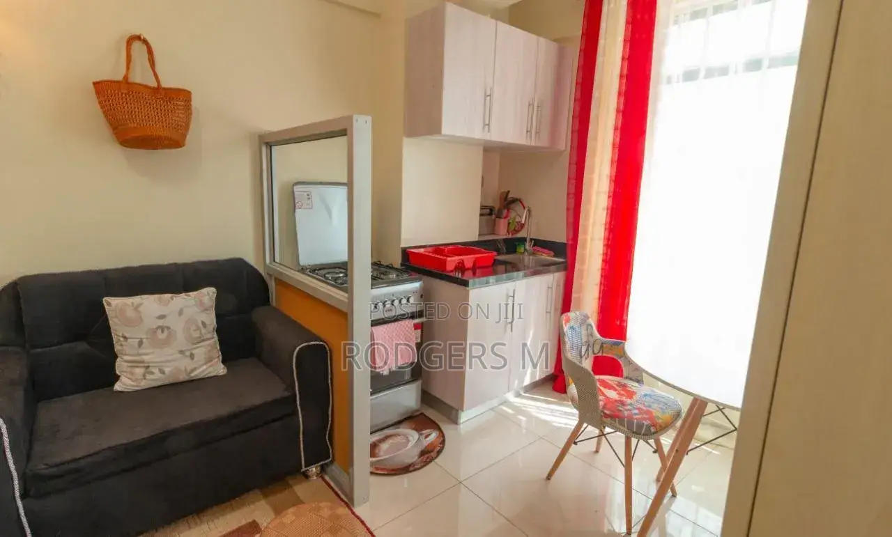 Furnished Studio Apartment in Valley Arcade for rent in Valley Arcade