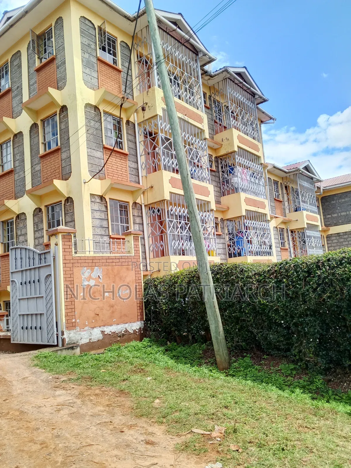 Mini Flat in Ebenezar, Junction for sale in Junction