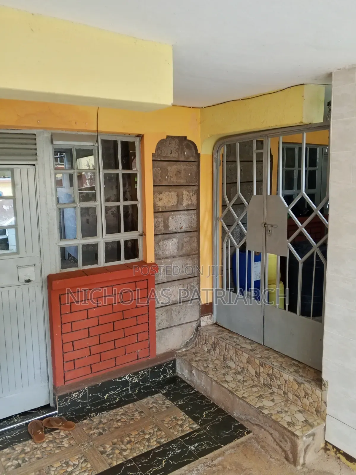 Mini Flat in Ebenezar, Junction for sale in Junction