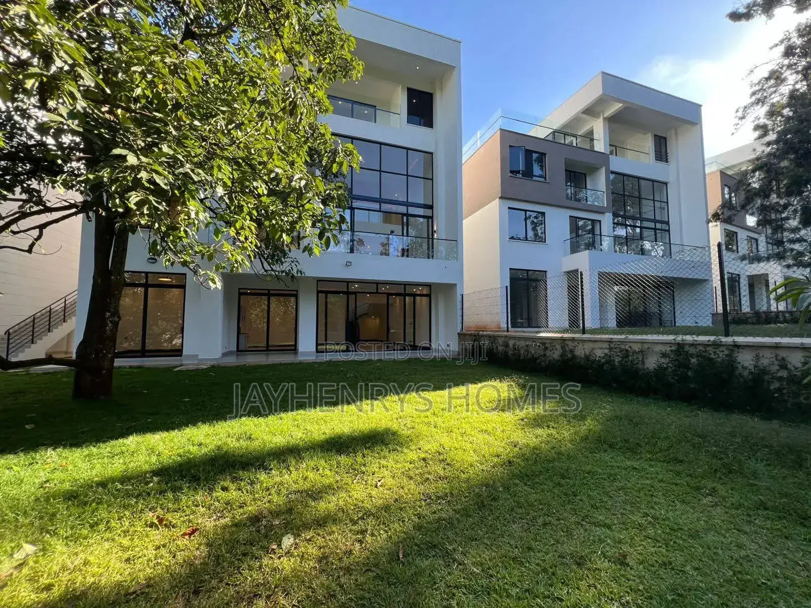5bdrm House in Spring Valley for sale in Spring Valley