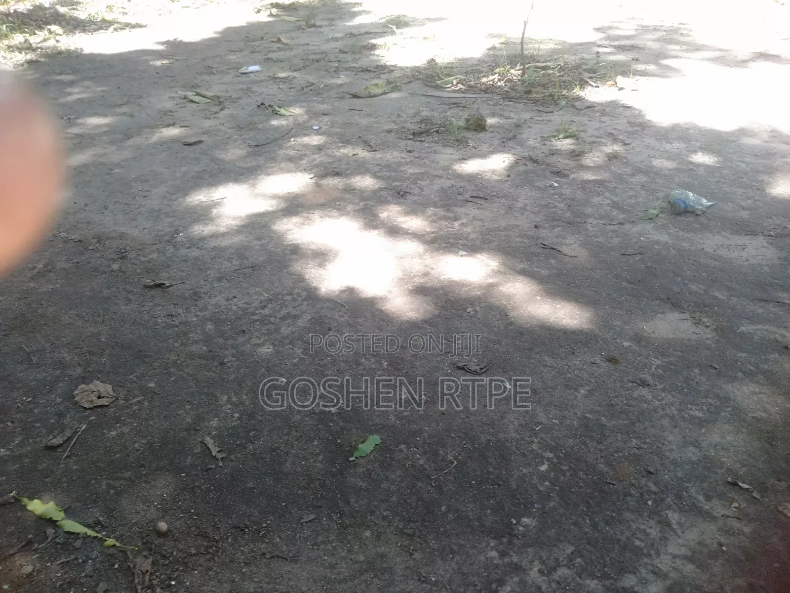 Prime 1/4 Acre Yard at to Let at Kisimani Mombasa Mainland in Bombolulu
