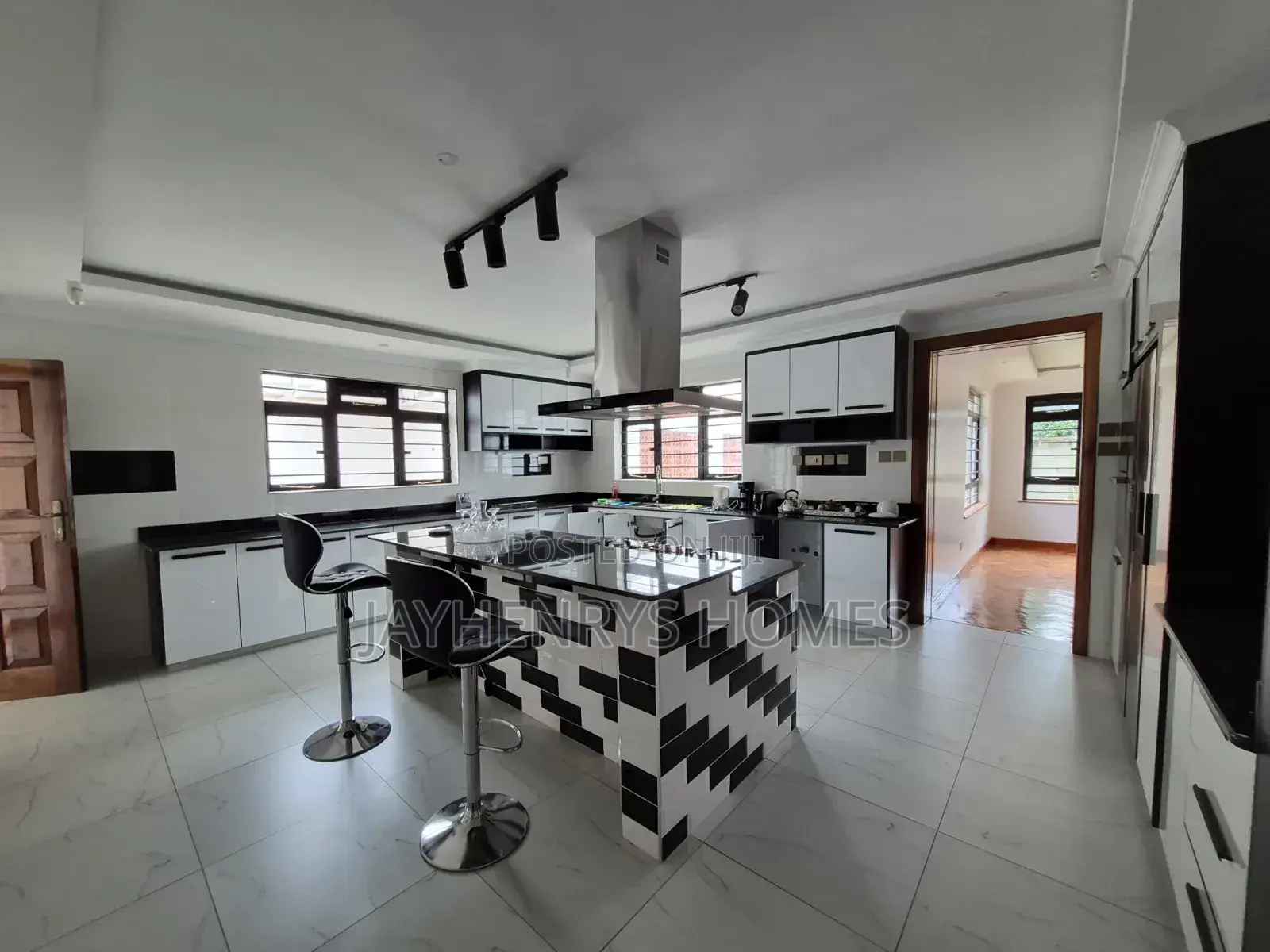 5bdrm House in Runda for sale in Runda