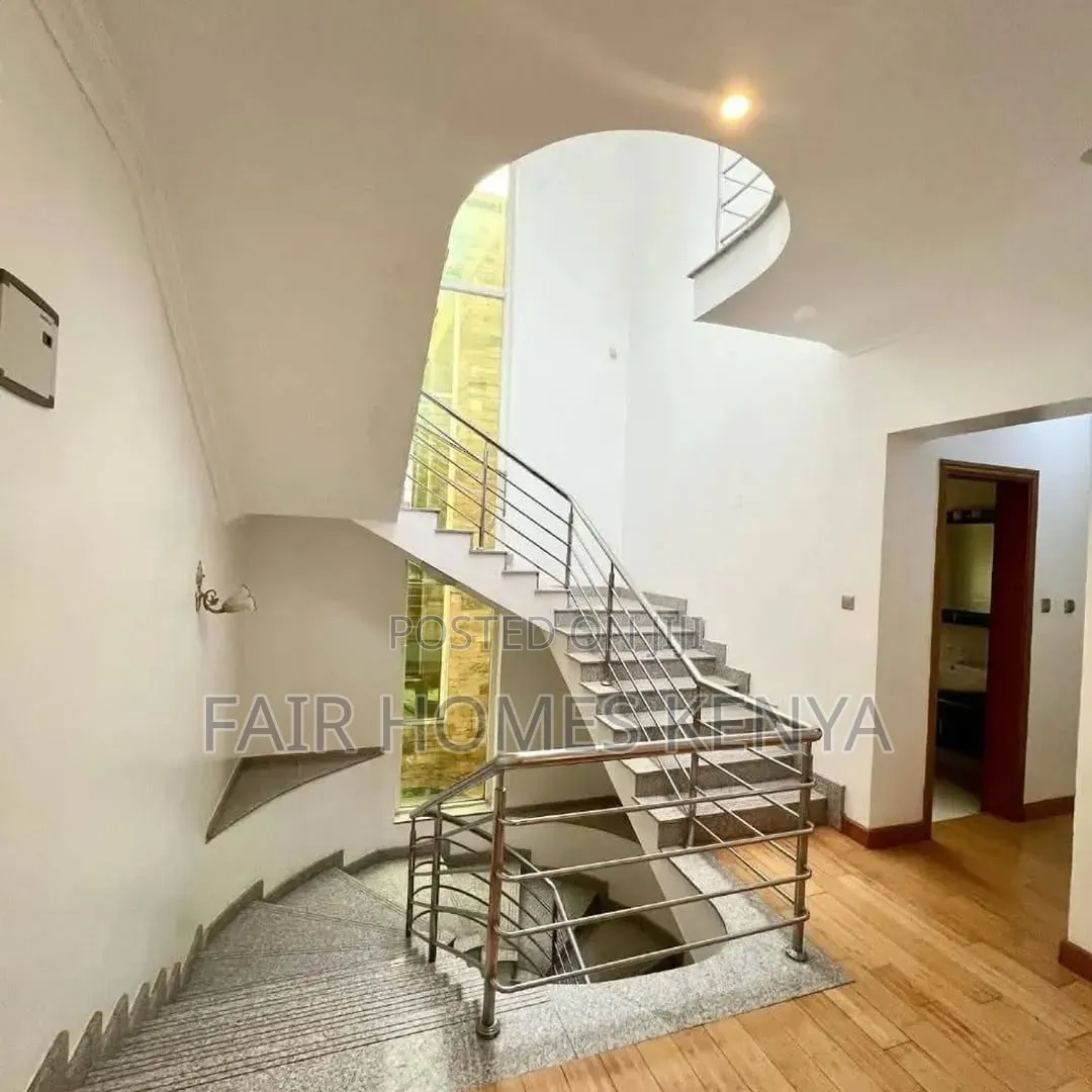 4bdrm Townhouse / Terrace in Riverside Drive for rent in Riverside Drive