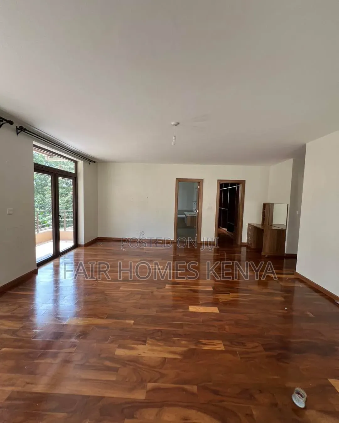 5bdrm Townhouse / Terrace in Chalbi Drive, Muthangari for rent in Muthangari