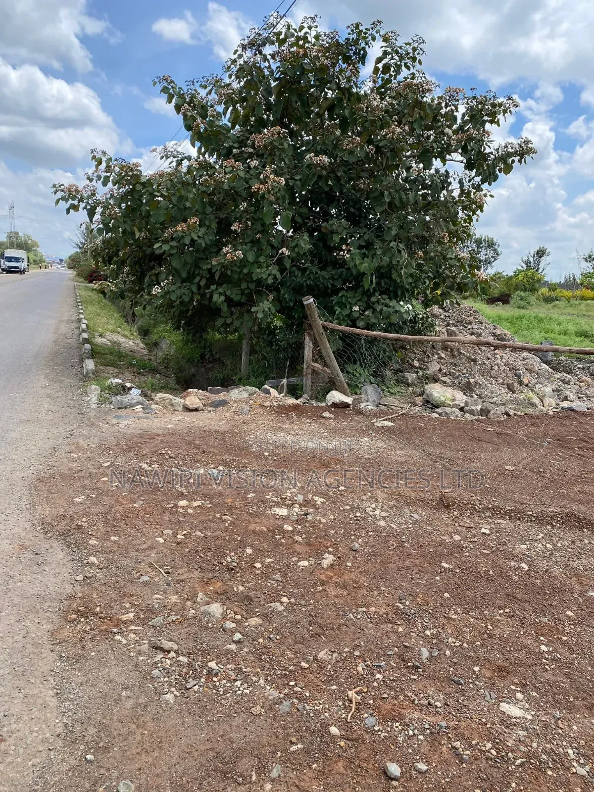 Prime 5 Acres to Lease Along Eastern Bypass. in Ruai