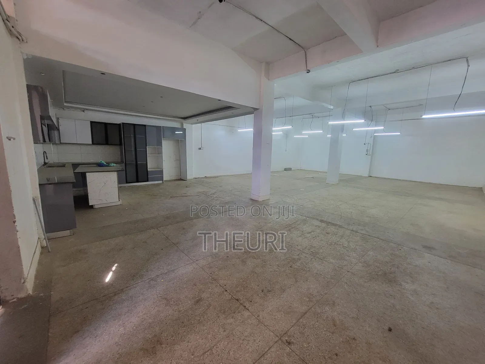 Around 1800sqft Godown/Warehouse to Let in Industrial Area in Industrial Area (Nairobi)