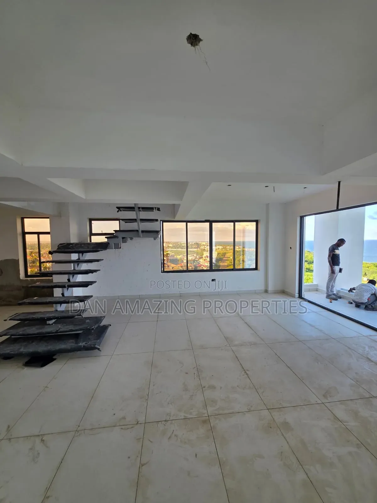 3bdrm Penthouse in Severin Area, Shanzu for sale in Shanzu