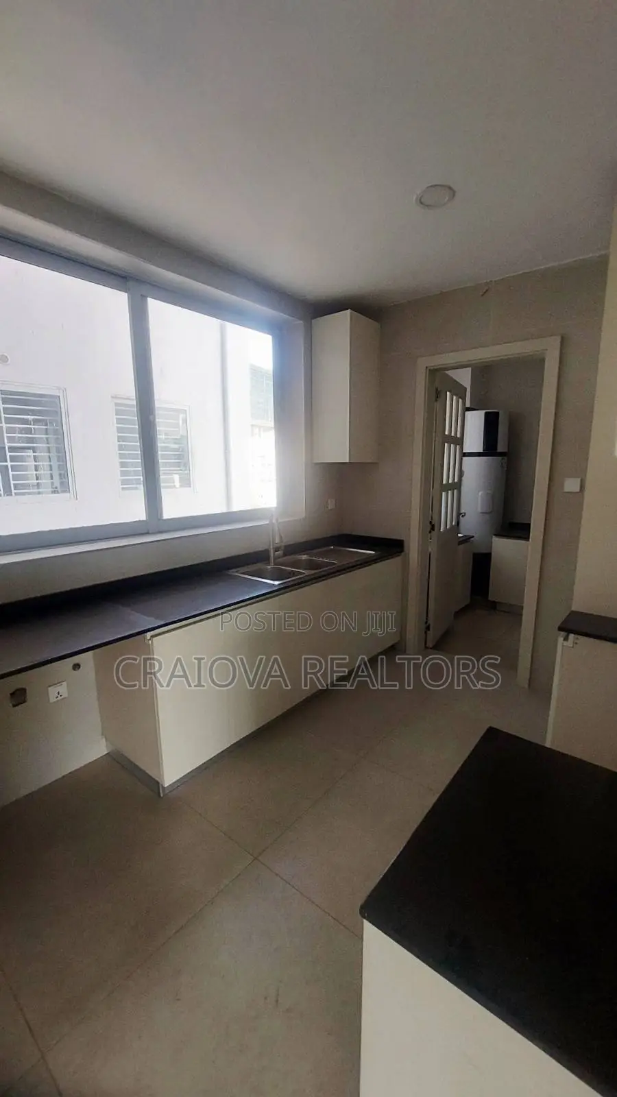 4bdrm Duplex in Spring Valley for rent in Spring Valley