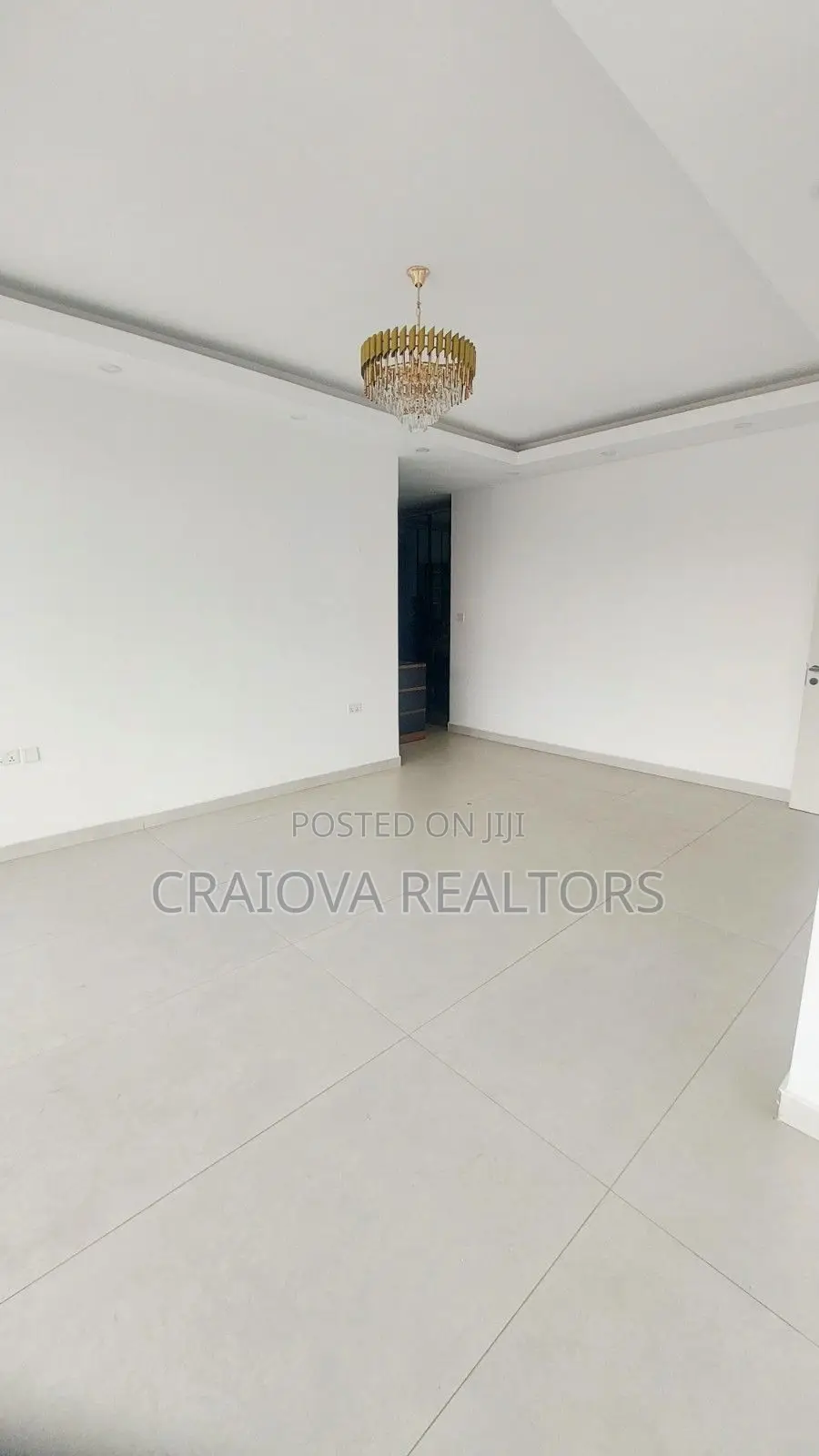 4bdrm Duplex in Spring Valley for sale in Spring Valley