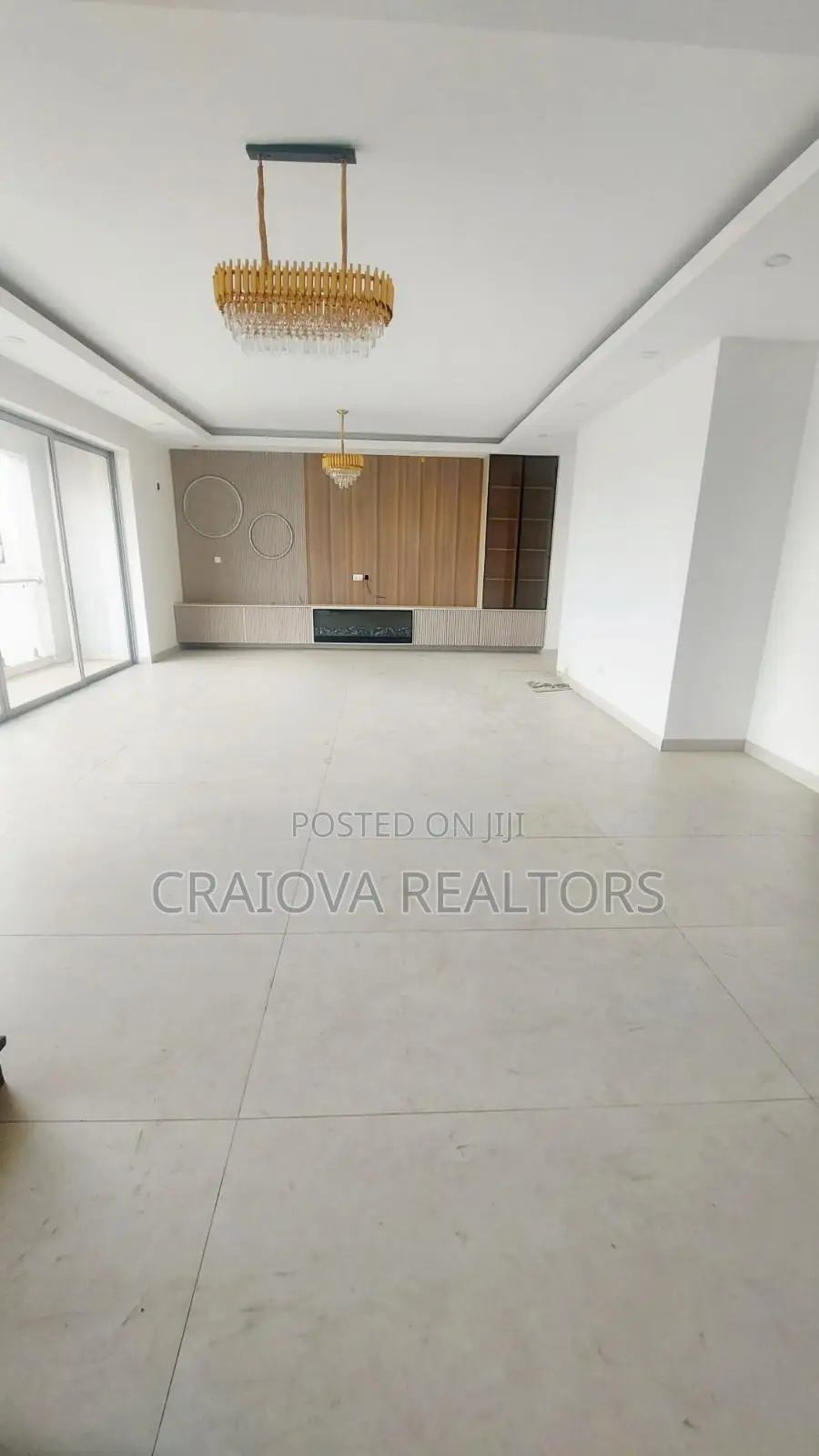 4bdrm Duplex in Spring Valley for sale in Spring Valley