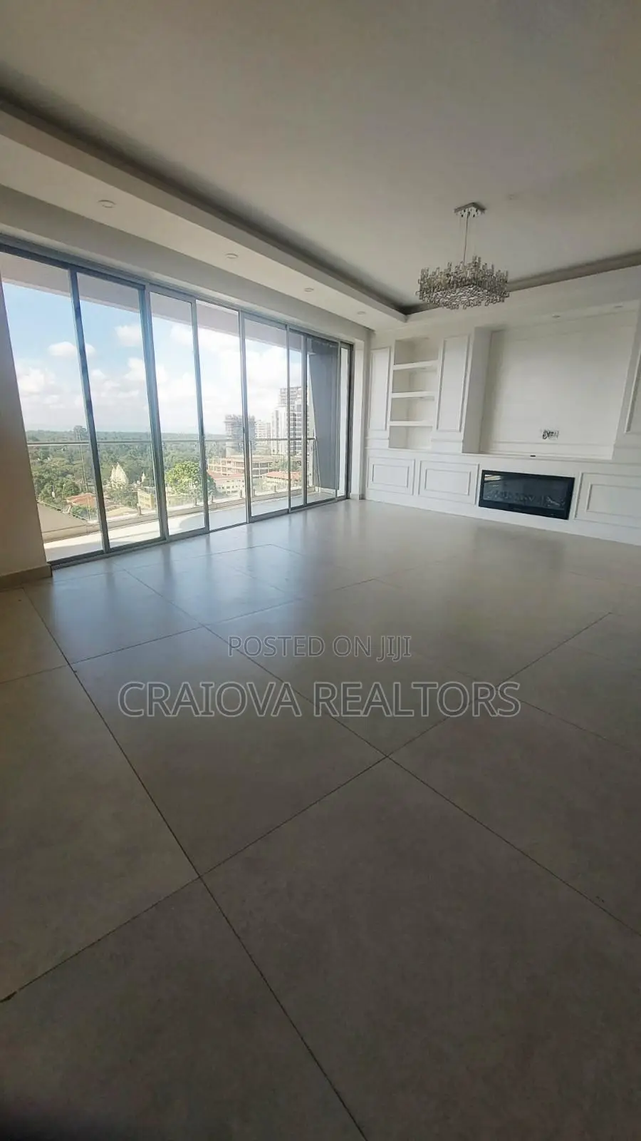 4bdrm Duplex in Spring Valley for sale in Spring Valley