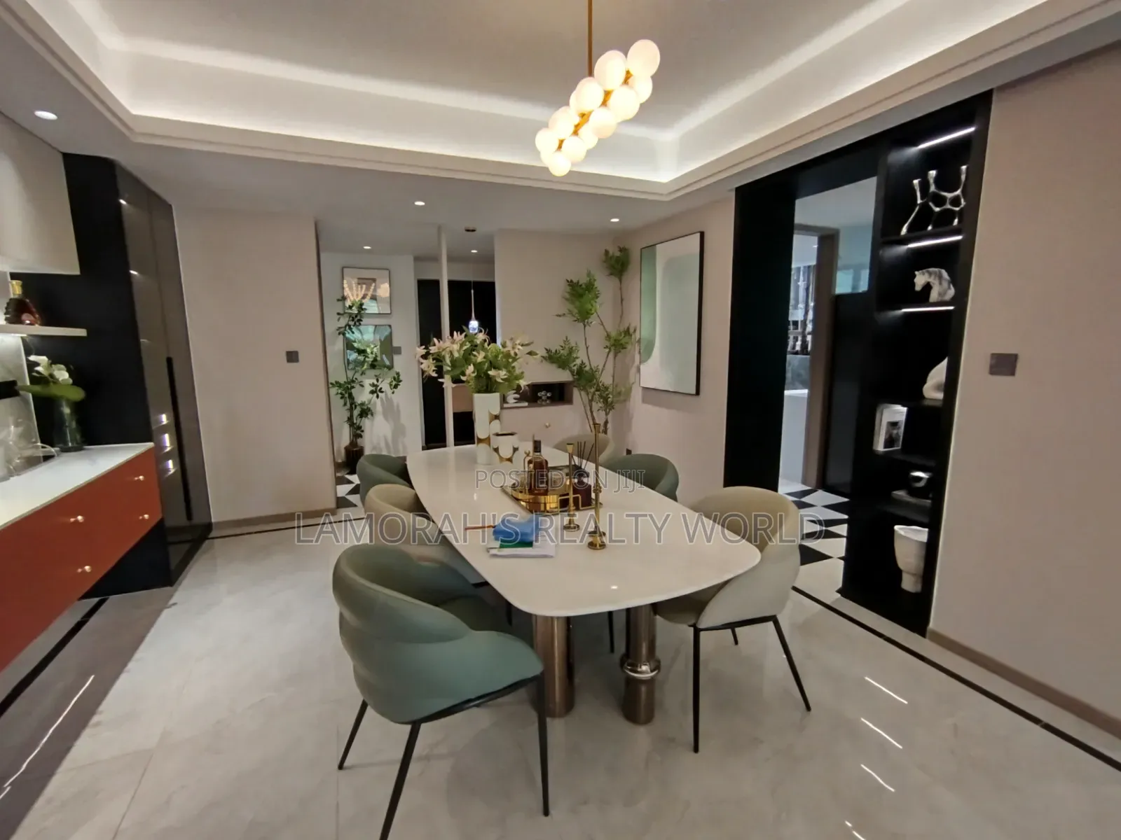 3bdrm Apartment in Westlands, Raphta Road Area for sale in Raphta Road Area