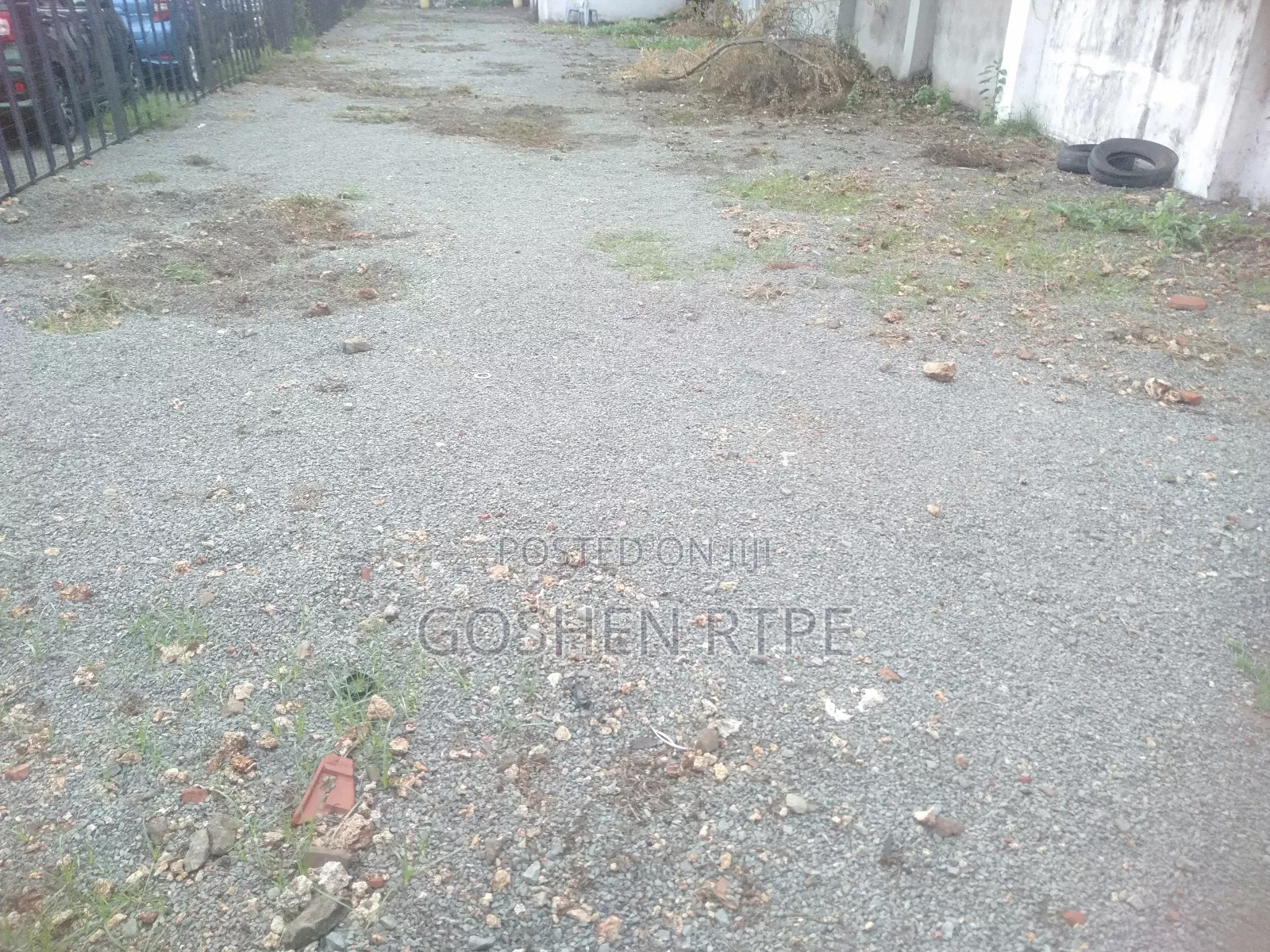 Prime Yard/Showroom at to Let at Mbaraki Mombasa City (Island) in Mbaraki