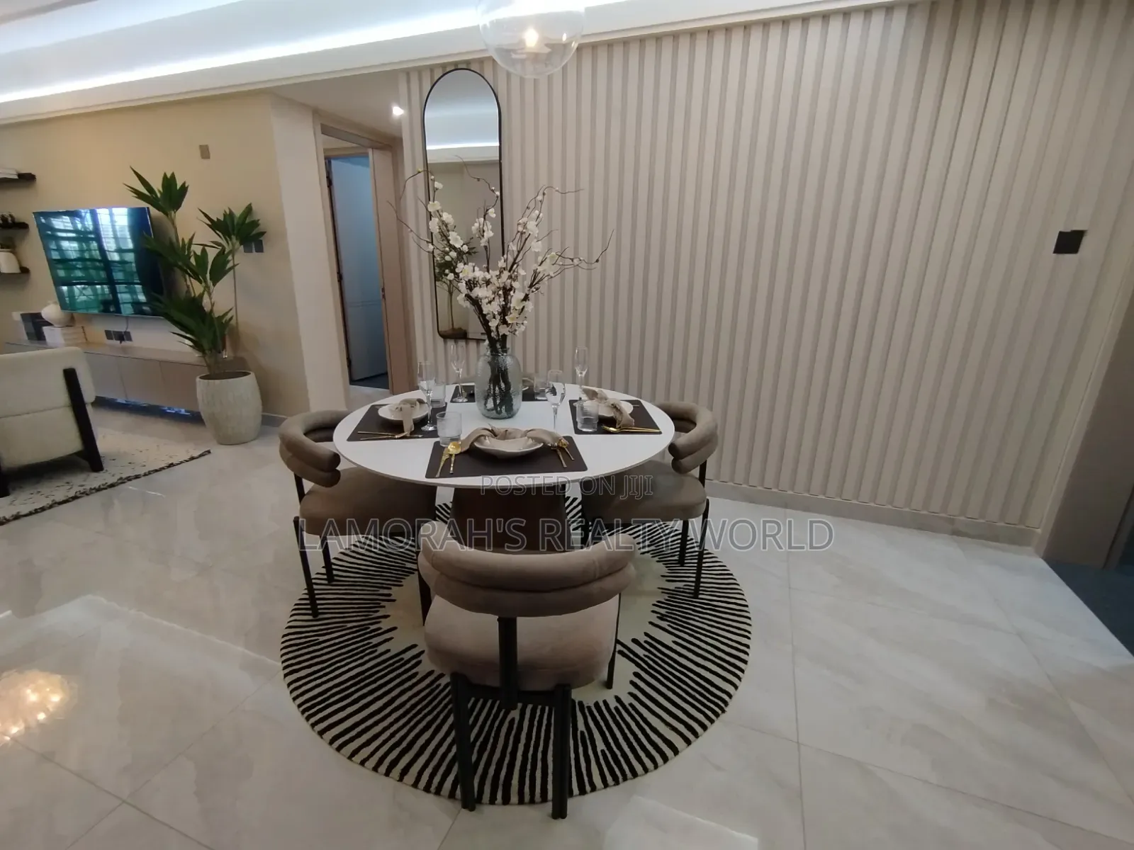 2bdrm Apartment in Westlands, Raphta Road Area for sale in Raphta Road Area