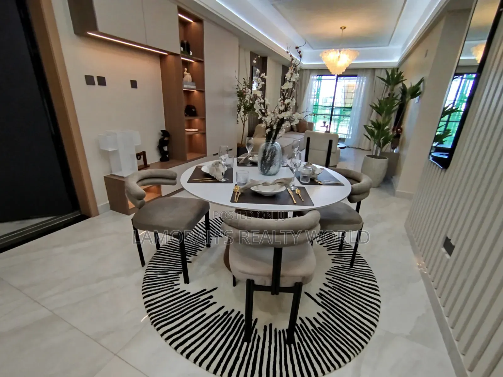 2bdrm Apartment in Westlands, Raphta Road Area for sale in Raphta Road Area