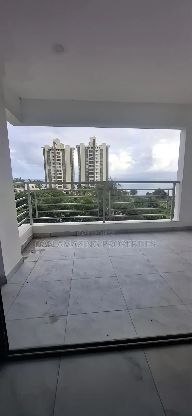 3bdrm Penthouse in Nyali for sale in Nyali Mkomani