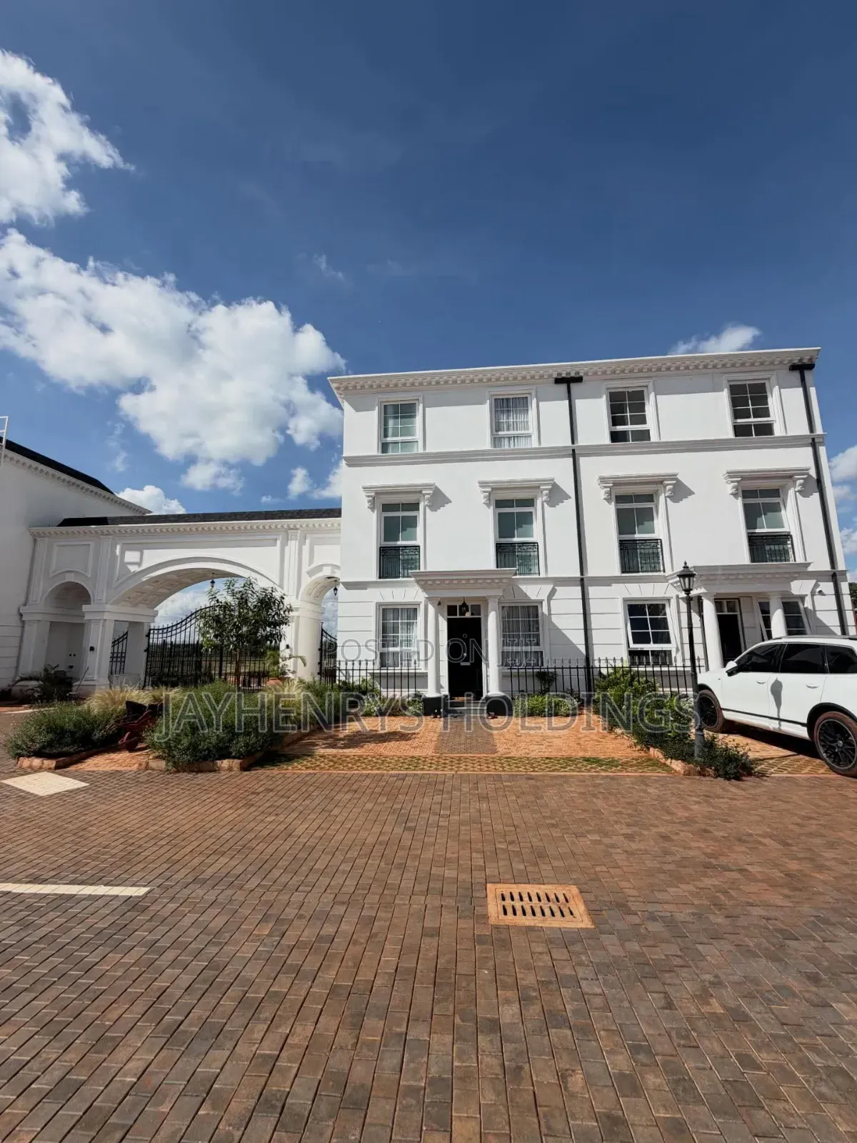 3bdrm Maisonette in Old Junction for sale in Old Junction