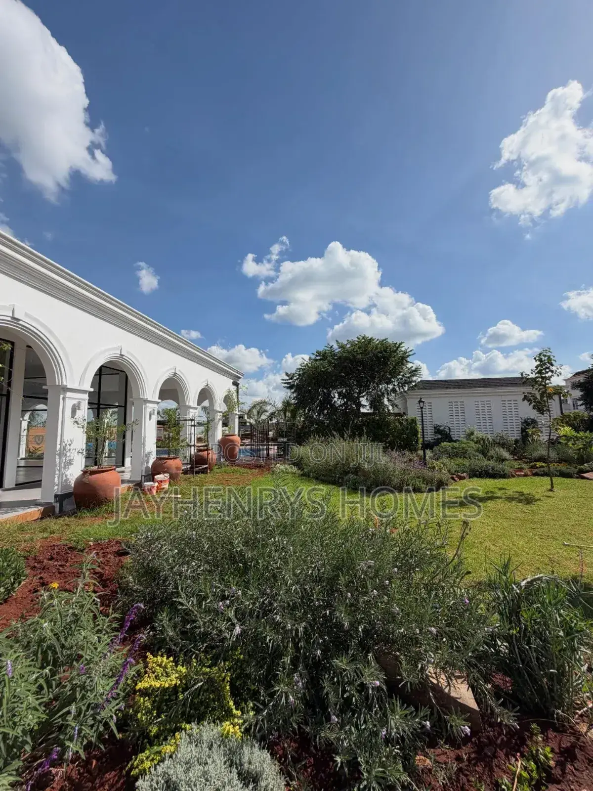 3bdrm Maisonette in Old Junction for sale in Old Junction