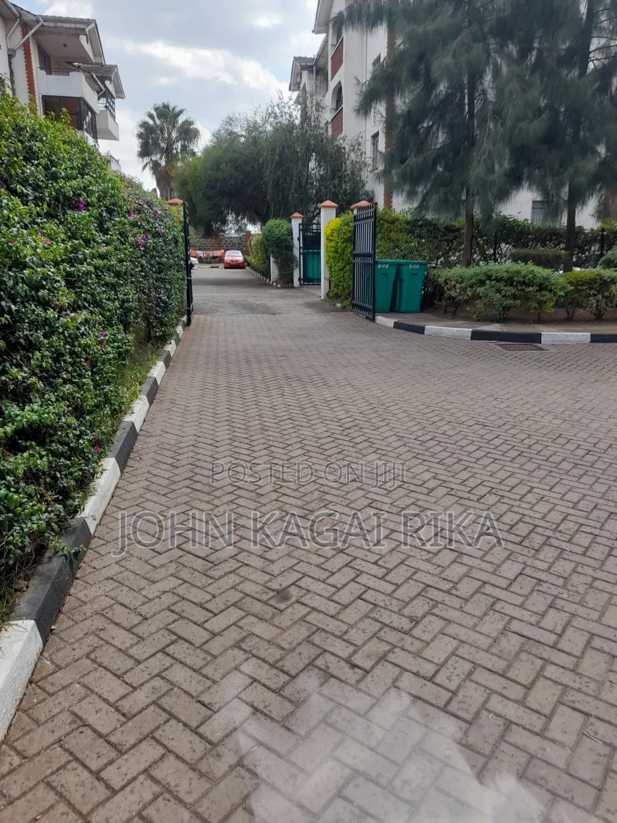 3bdrm Apartment in Kenya Re South 'C' for sale in South C