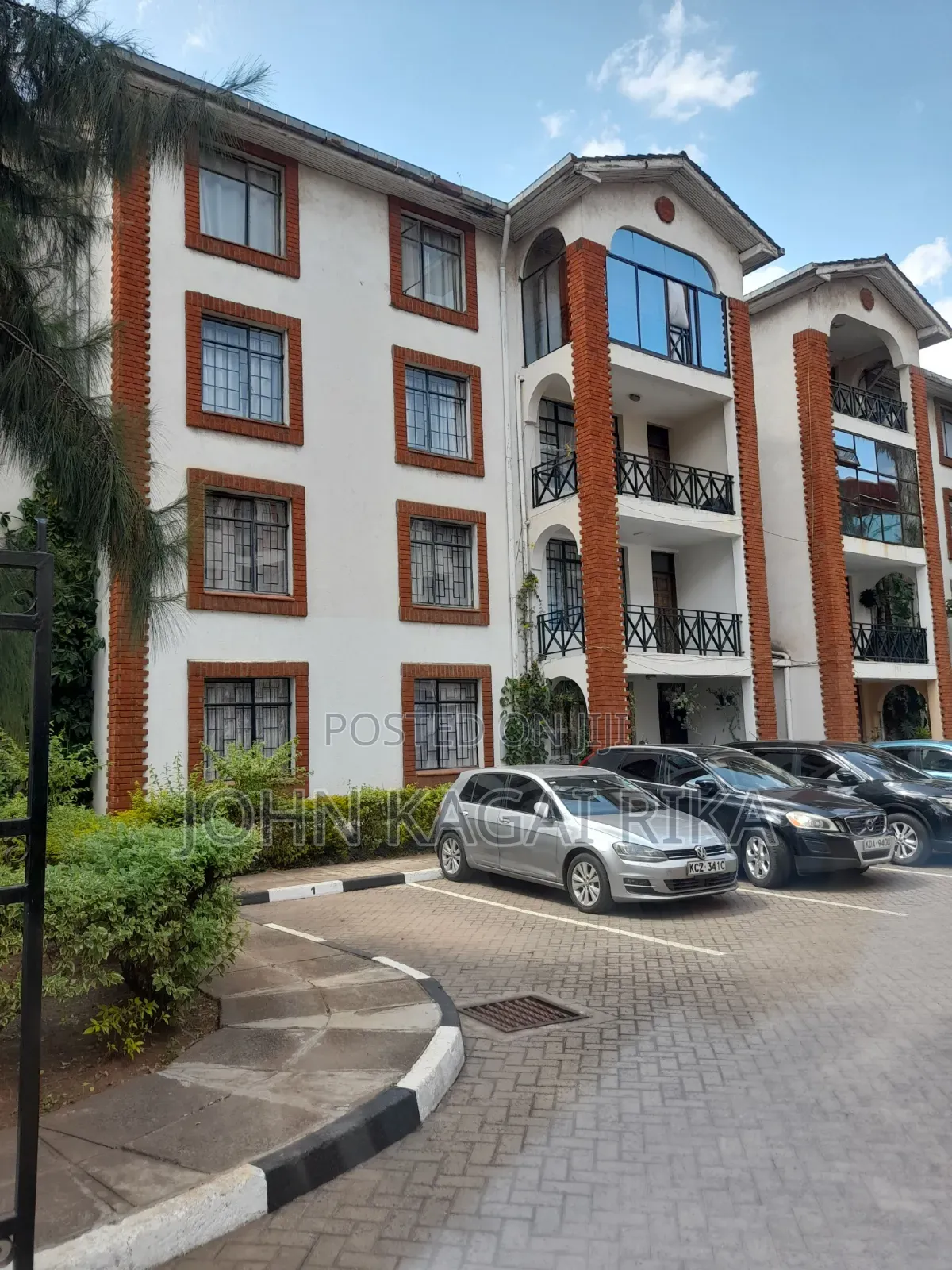 3bdrm Apartment in Kenya Re South 'C' for sale in South C