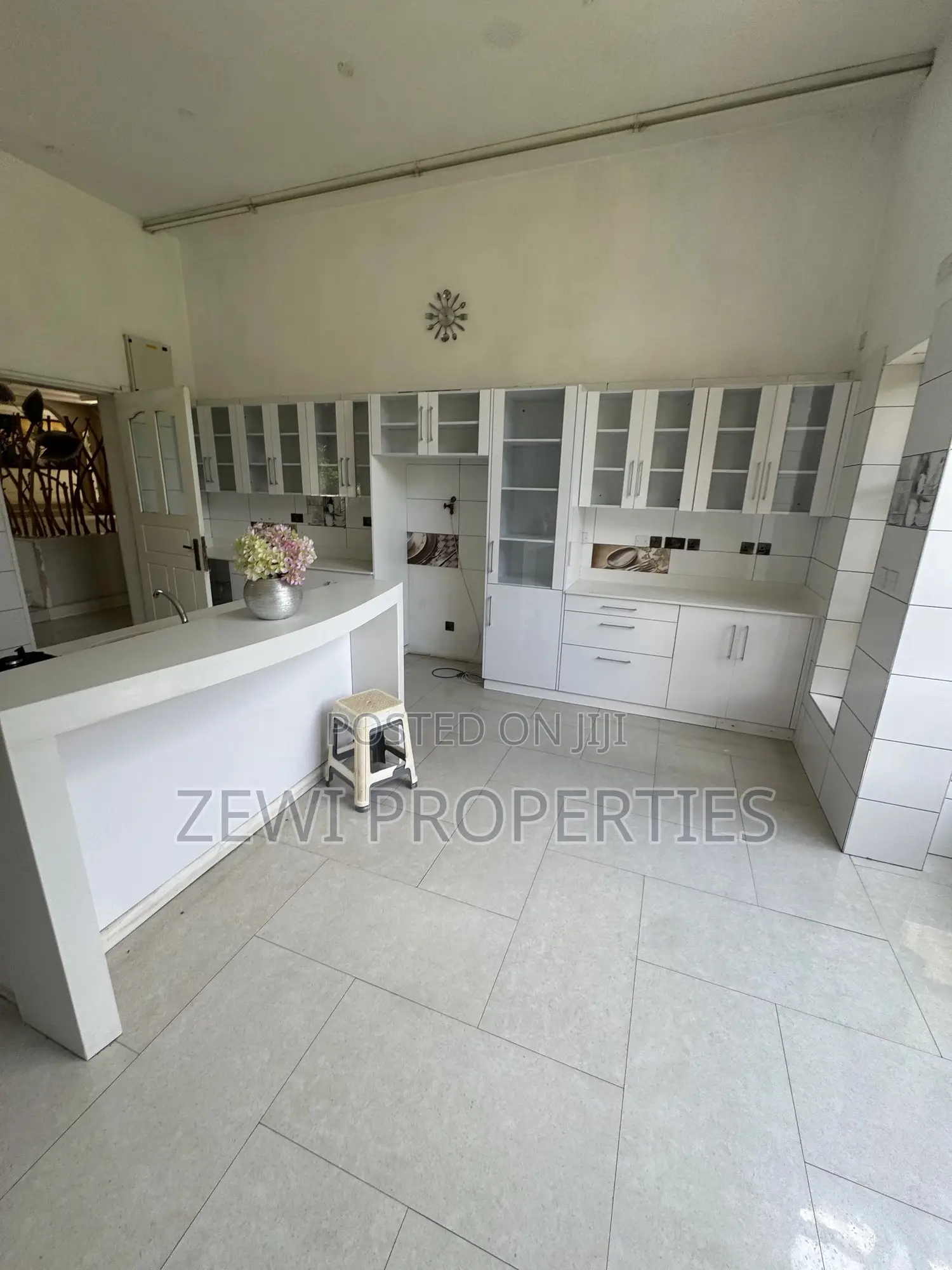 7bdrm Mansion in Muthaiga for sale in Muthaiga
