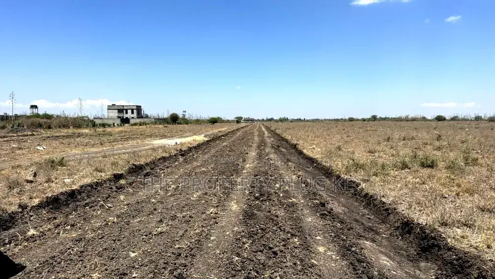 50 By 100 Plots For Sale In Katani Syokimau in Katani