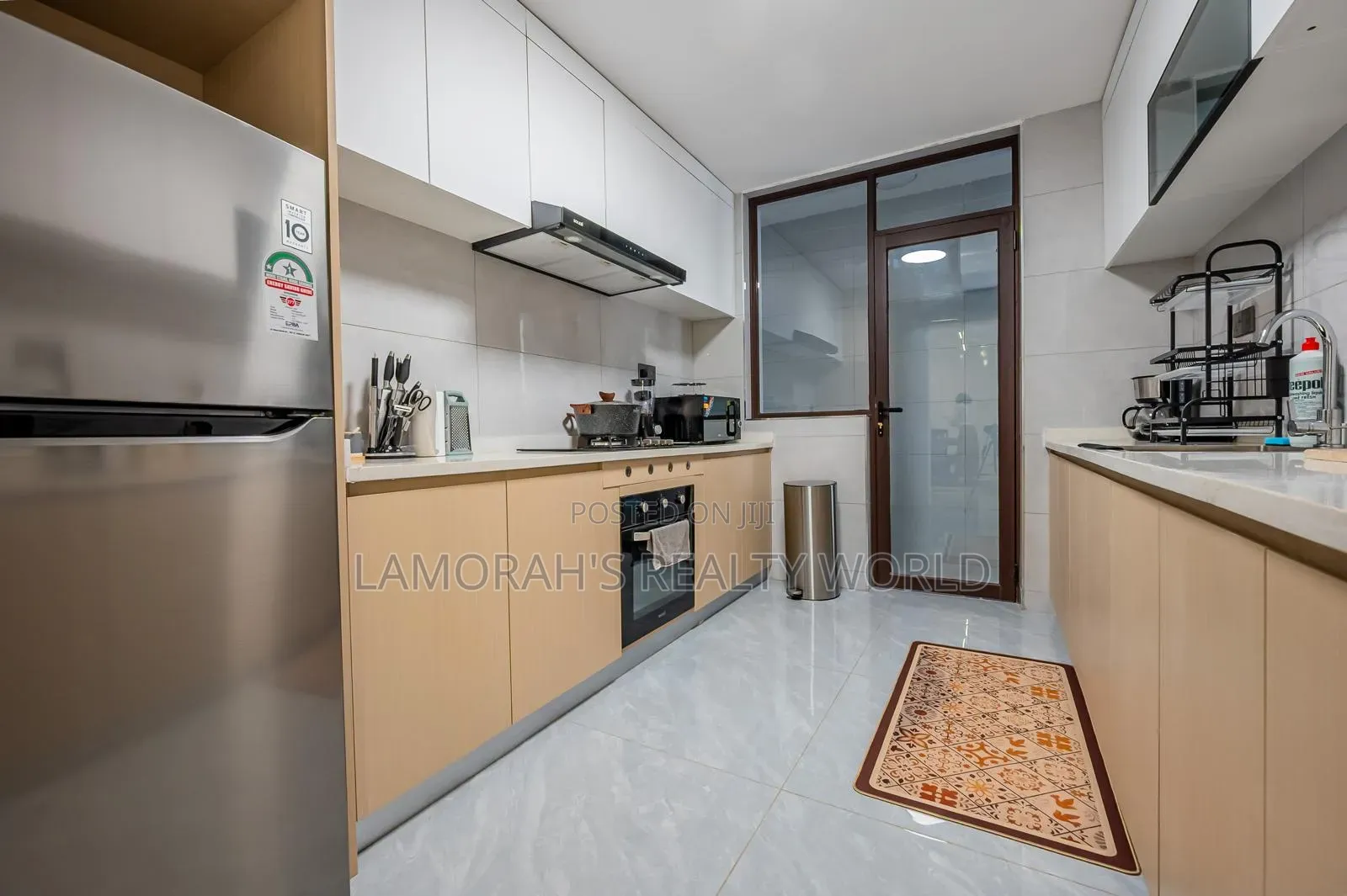 Furnished 2bdrm Apartment in Riverside for sale in Riverside Drive