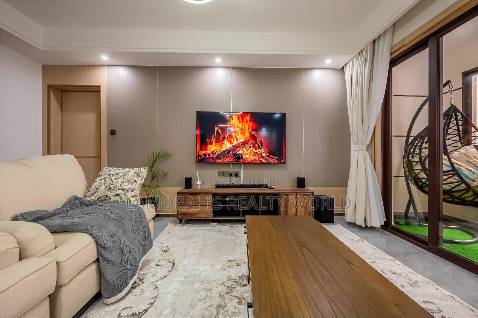 Furnished 2bdrm Apartment in Riverside for sale in Riverside Drive
