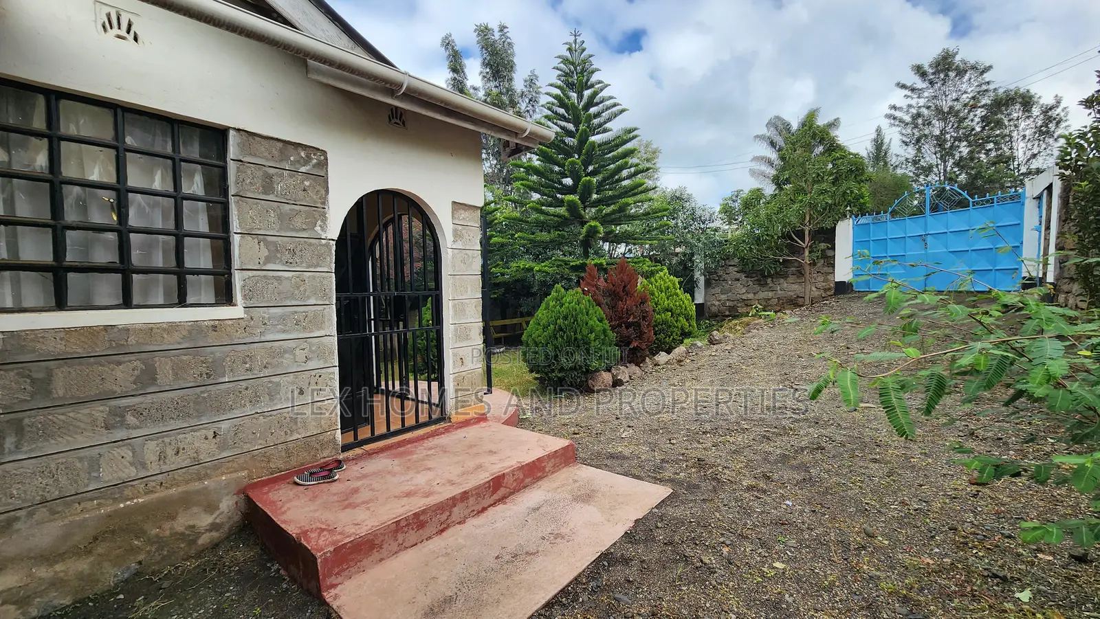 3bdrm Bungalow in Kandisi for sale in Kandisi