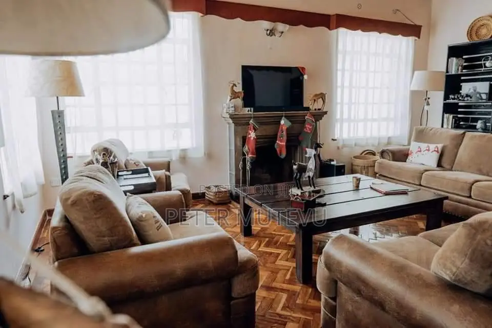4bdrm Bungalow in Karen for rent in Karen
