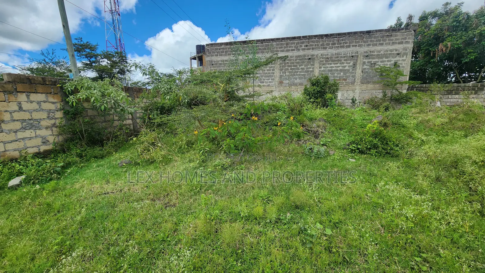 1/8 Plot With Full Perimeter Wall Ksh6m in Rimpa