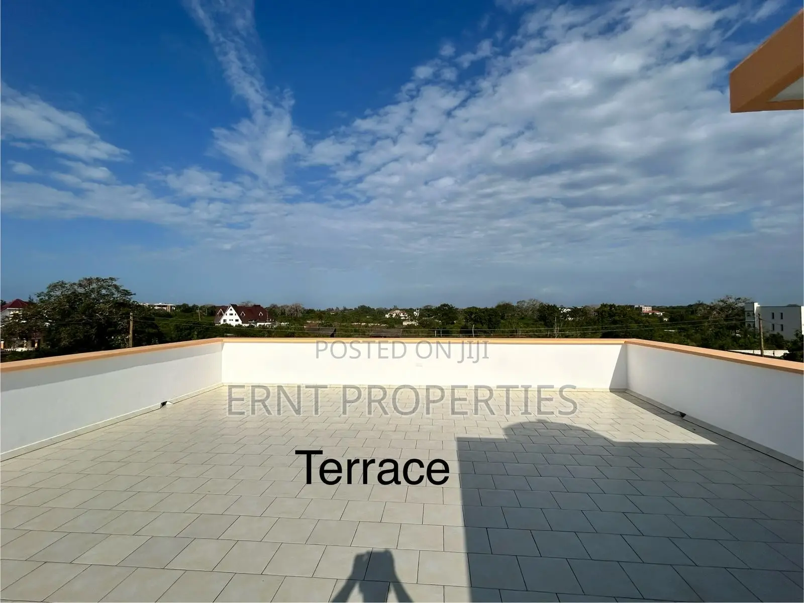 3bdrm Maisonette in Diani for sale in Diani