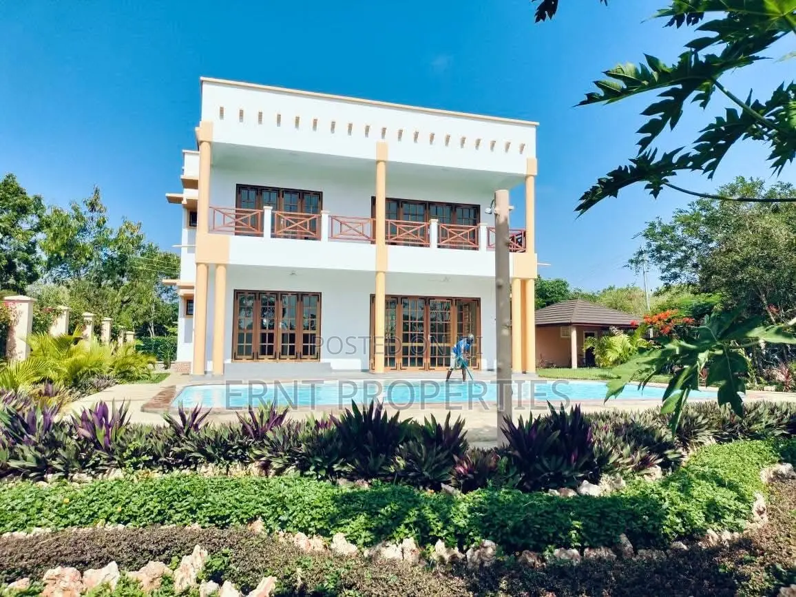 3bdrm Maisonette in Diani for sale in Diani