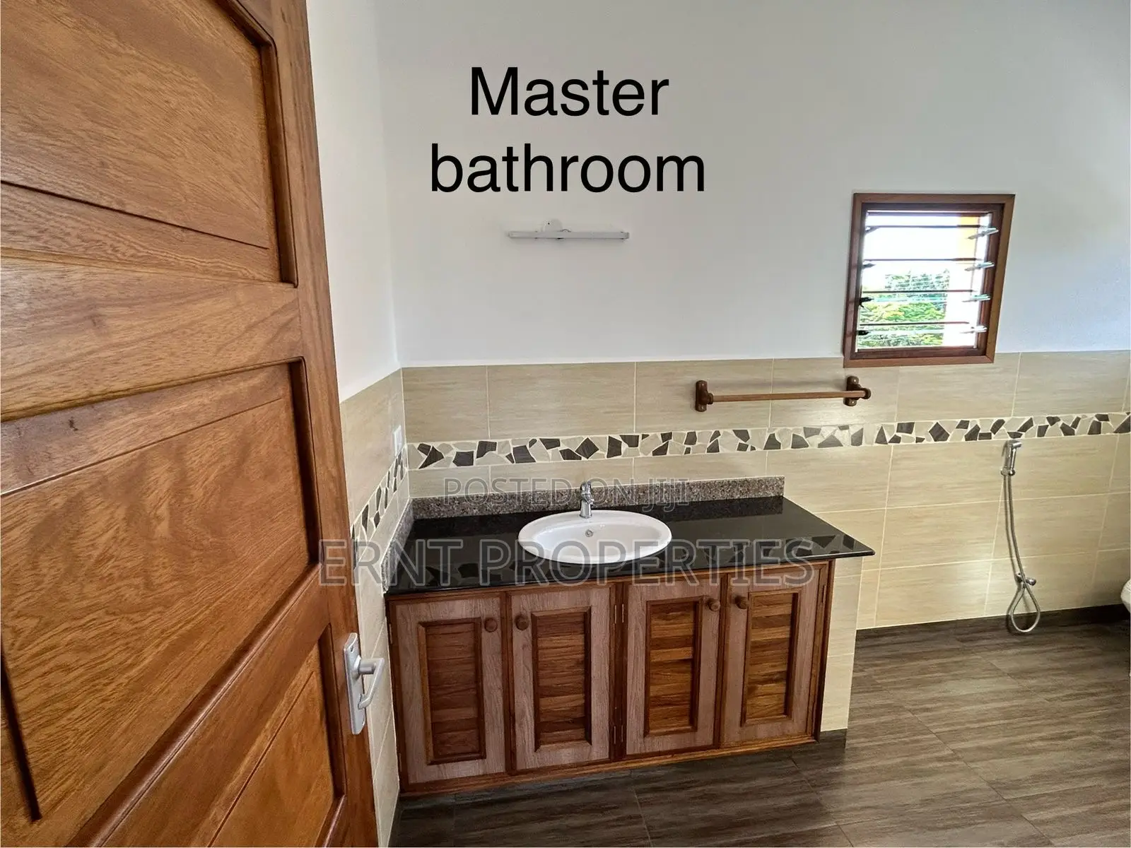 3bdrm Maisonette in Diani for sale in Diani