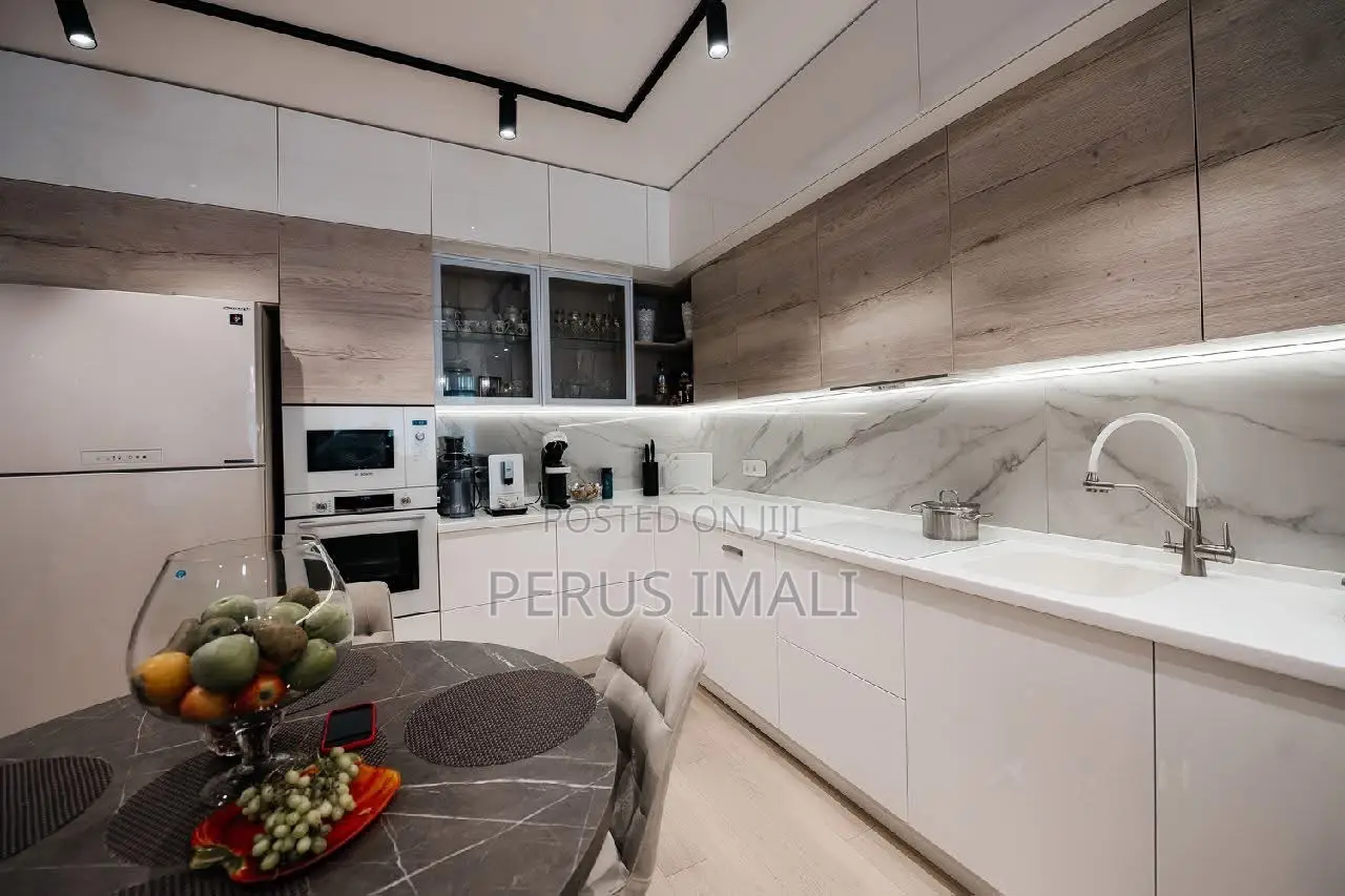 2bdrm Apartment in Lovi Cresent, Westlands for sale in Westlands