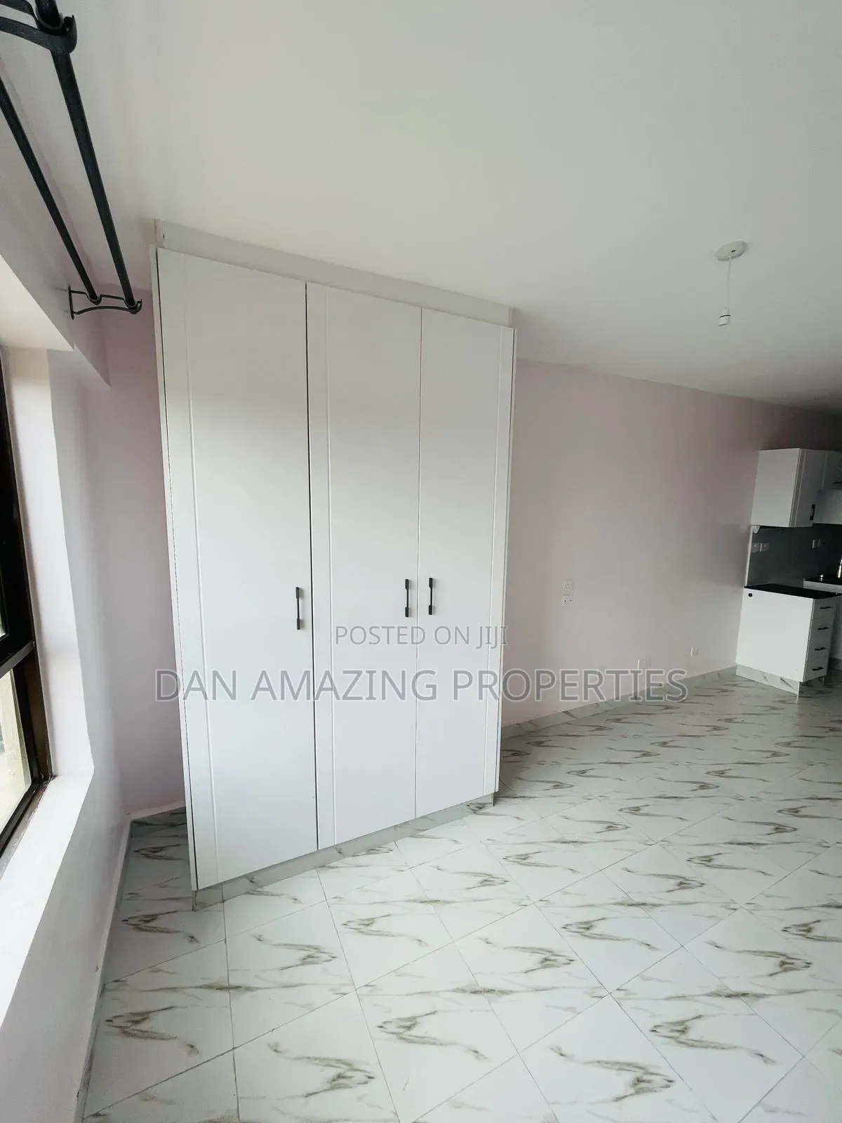 1bdrm Bedsitter in Ngong Rd, Racecourse for rent in Racecourse