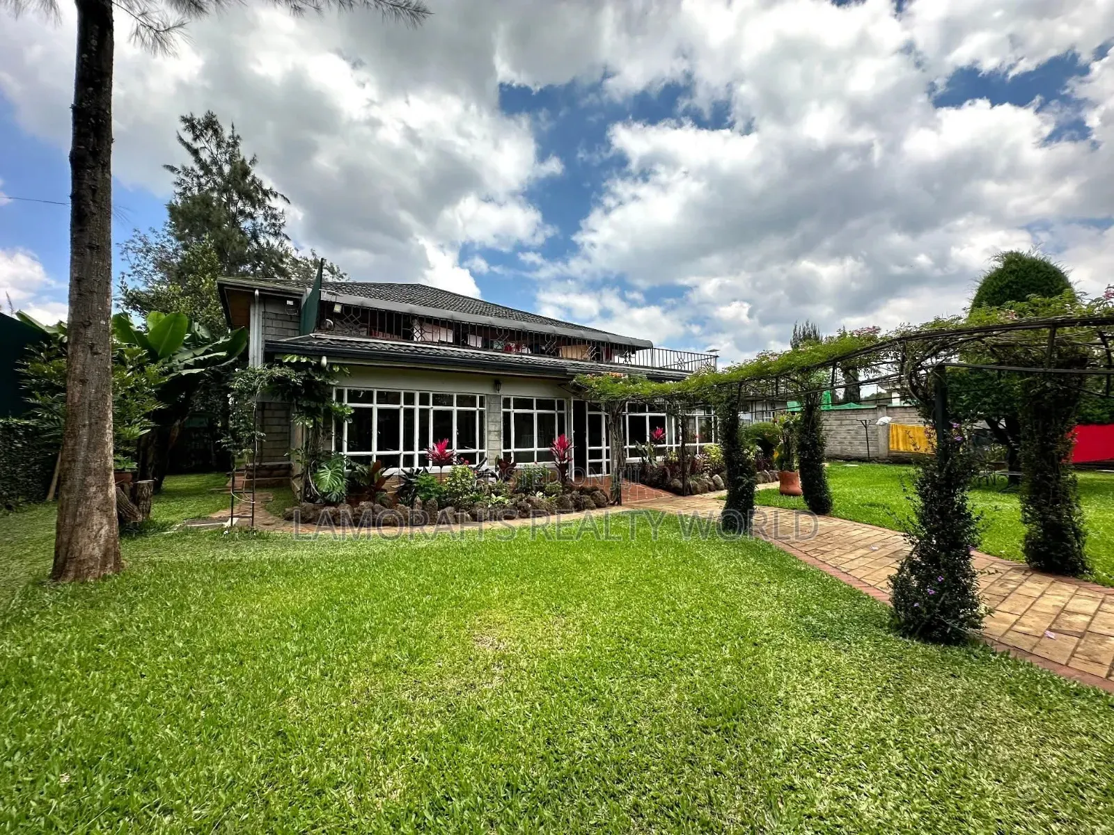 5bdrm Mansion in Runda for rent in Runda