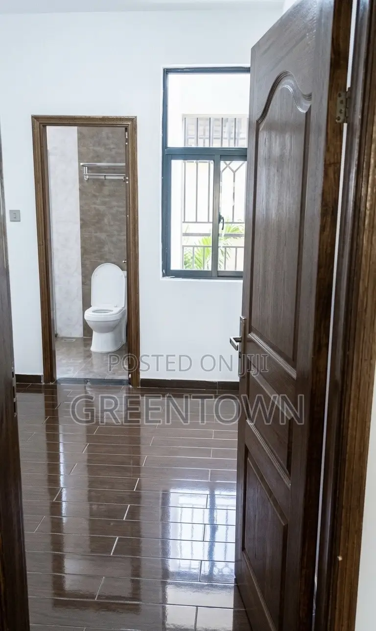 2bdrm Apartment in Dennis Gardens, Hurlingham for sale in Hurlingham