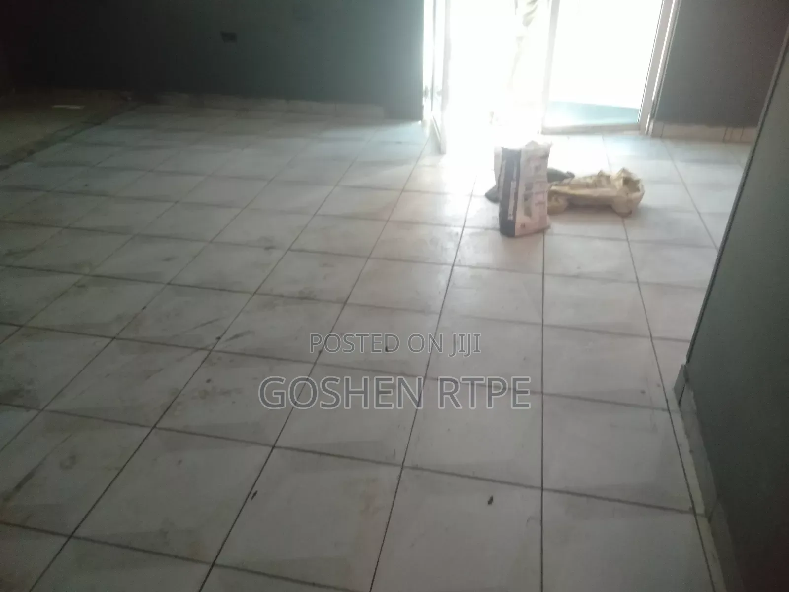 Fabulous Shop/Office to Let at Mbaraki Mombasa City (Island) in Mbaraki