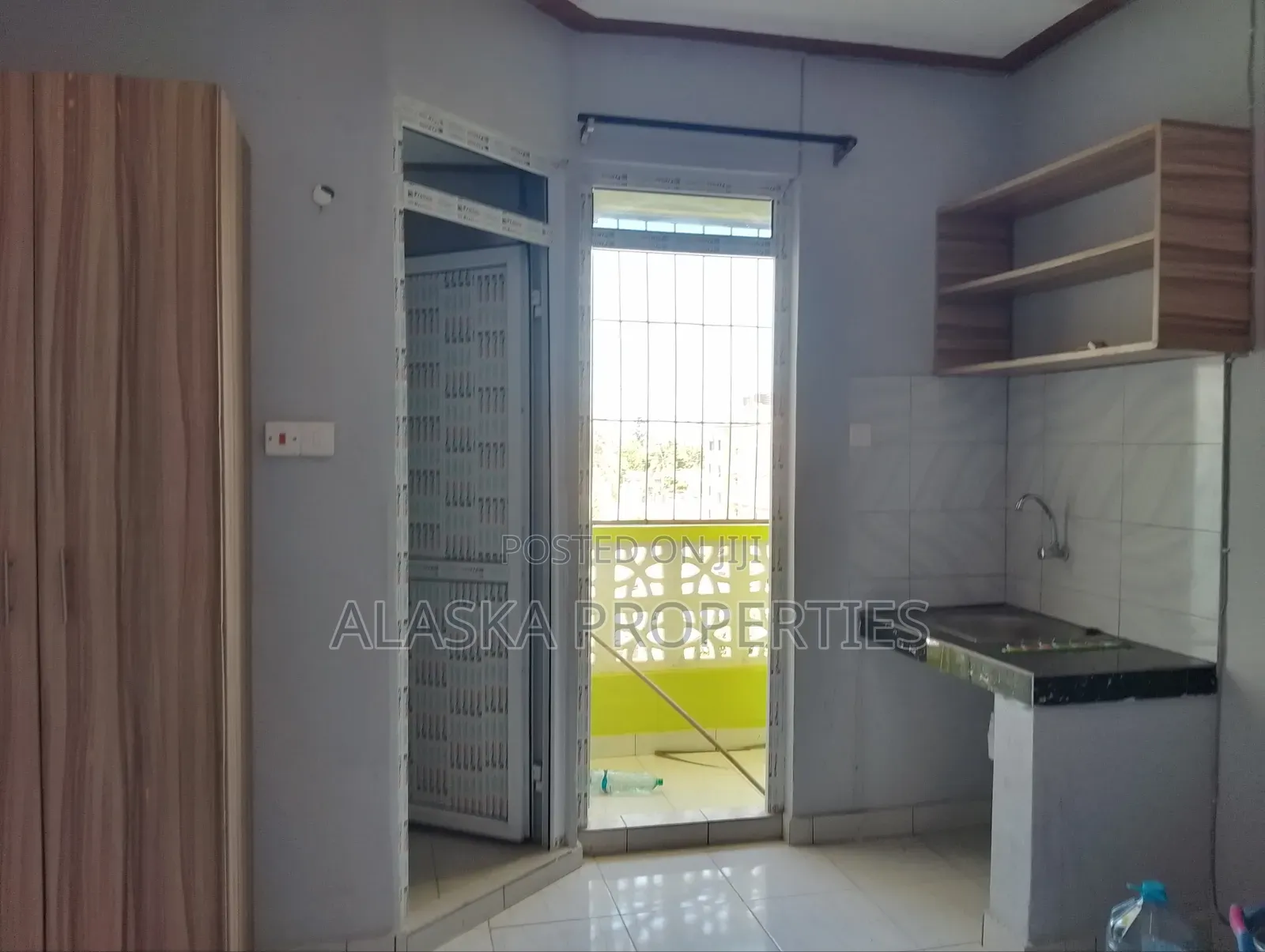 1bdrm Bedsitter in Beach Road Gichaga, Nyali Mkomani for rent in Nyali Mkomani