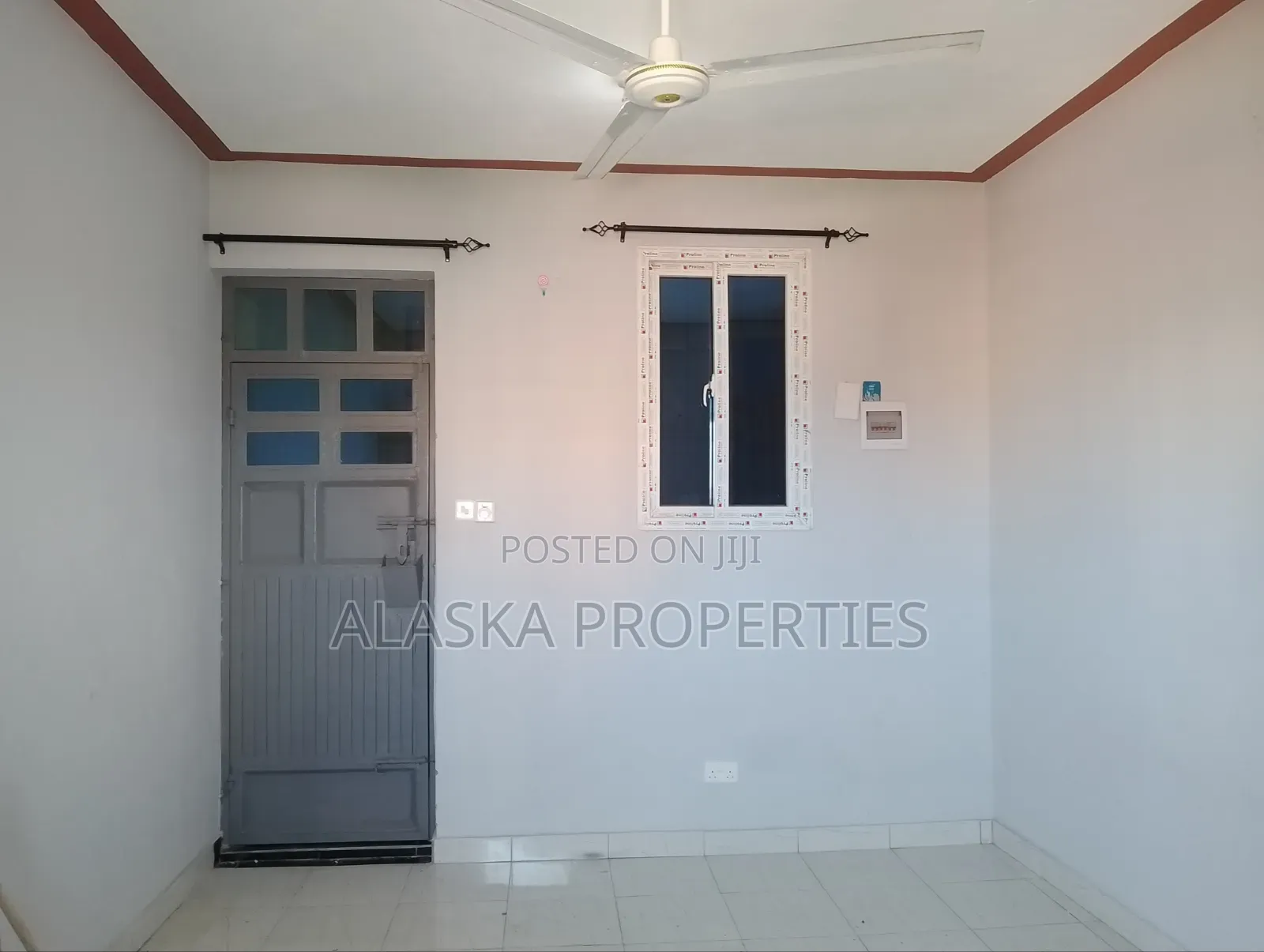 1bdrm Bedsitter in Beach Road Gichaga, Nyali Mkomani for rent in Nyali Mkomani